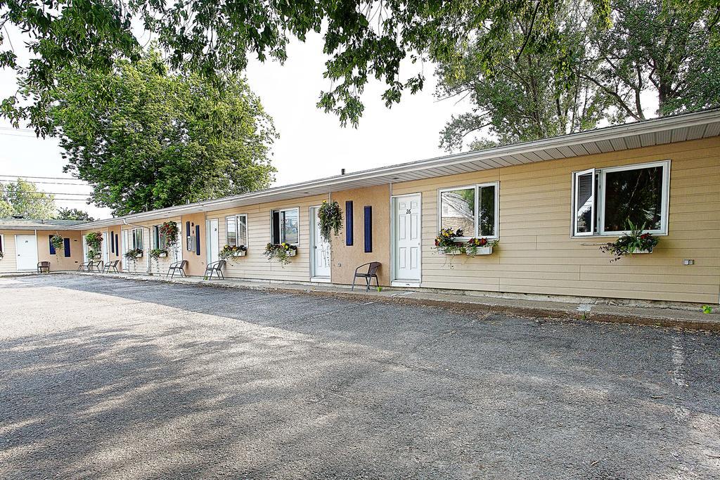 Motel Homeric Québec Buitenkant foto