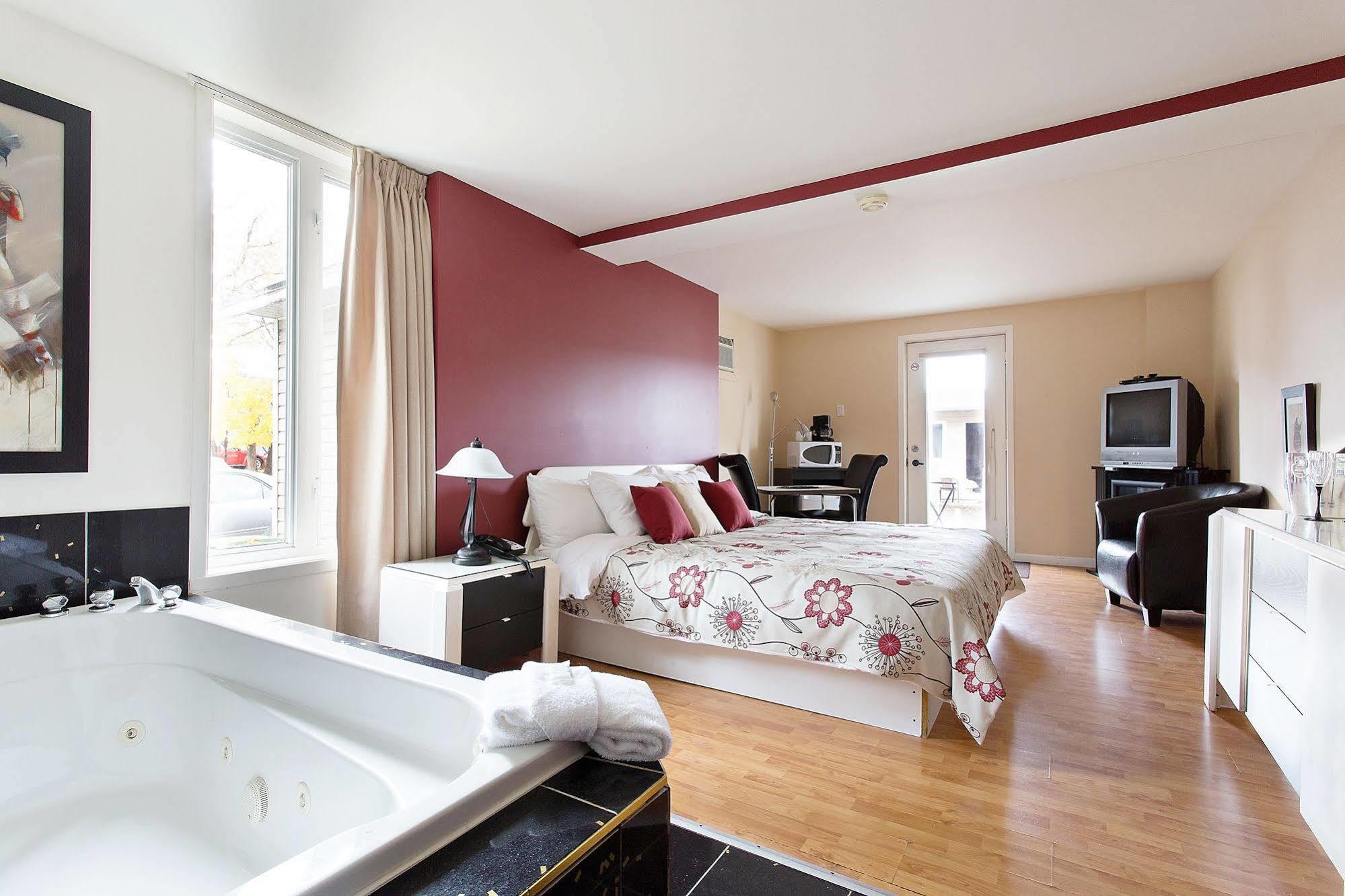 Motel Homeric Québec Buitenkant foto